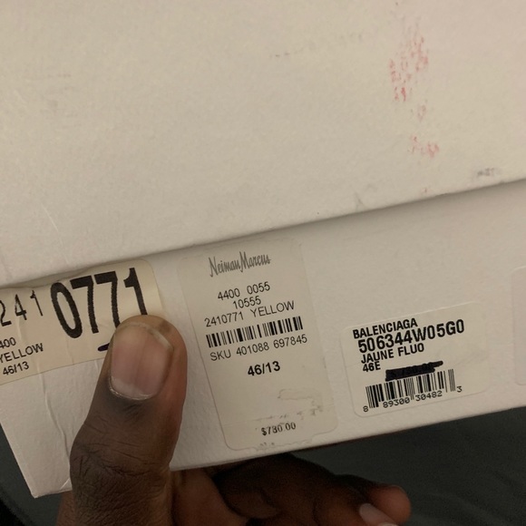 Balenciaga - Picture 4 of 10